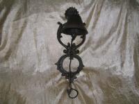 Litinový zvon s klepadlem