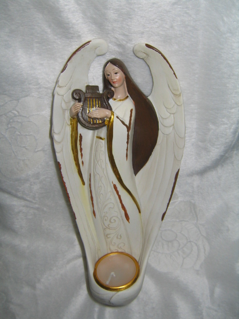 Anděl s harfou na svíčku