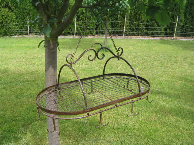 Kovový věšák - obdélník - hnědý